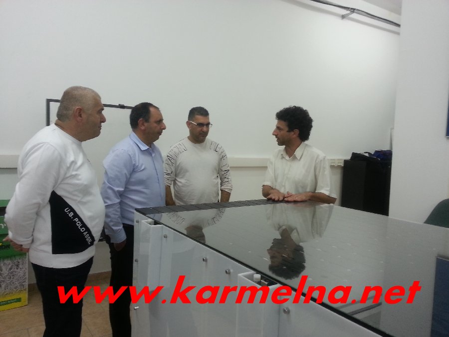 شاشات اللمس للهواتف النقالة تصنع في دالية الكرمل.